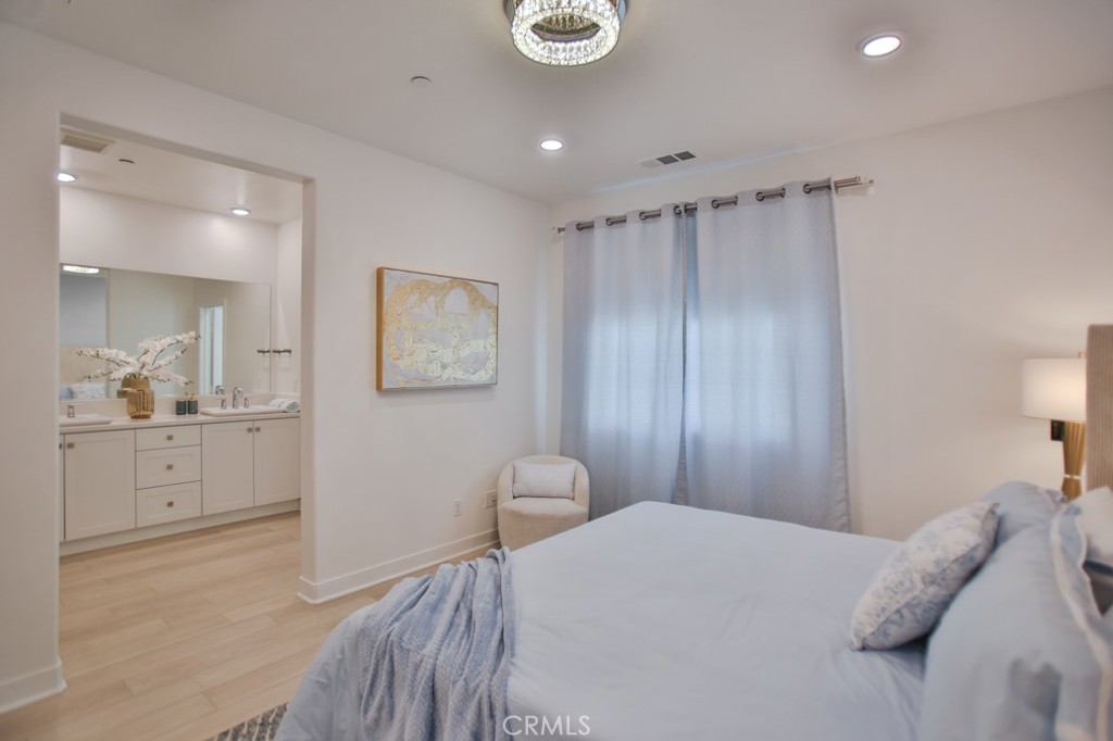 1878 S Westside Drive 44