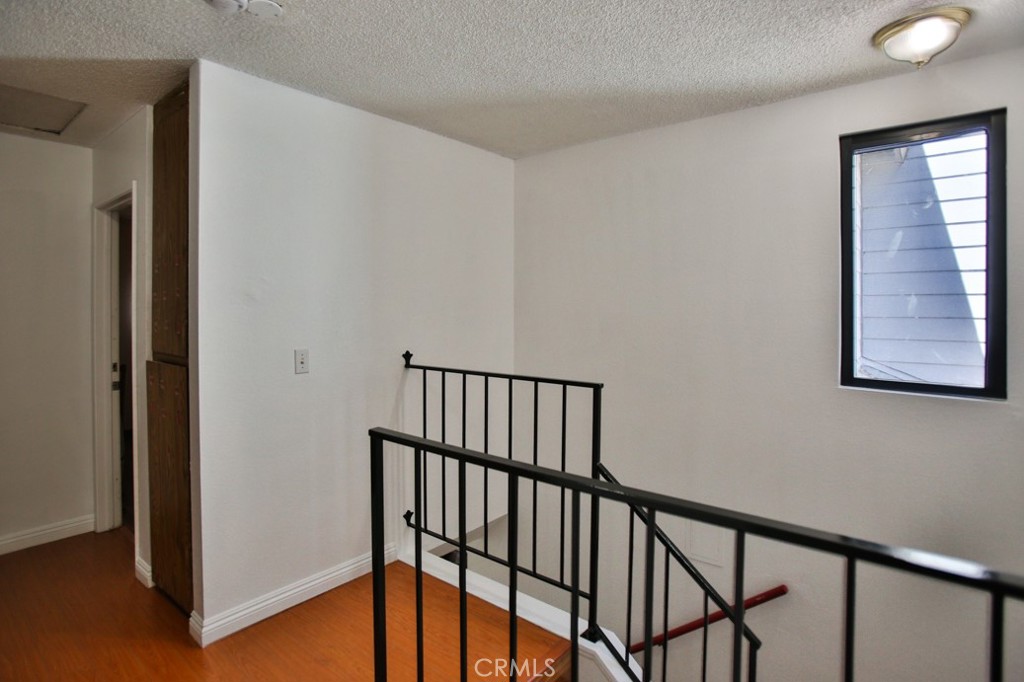 8458 Evergreen