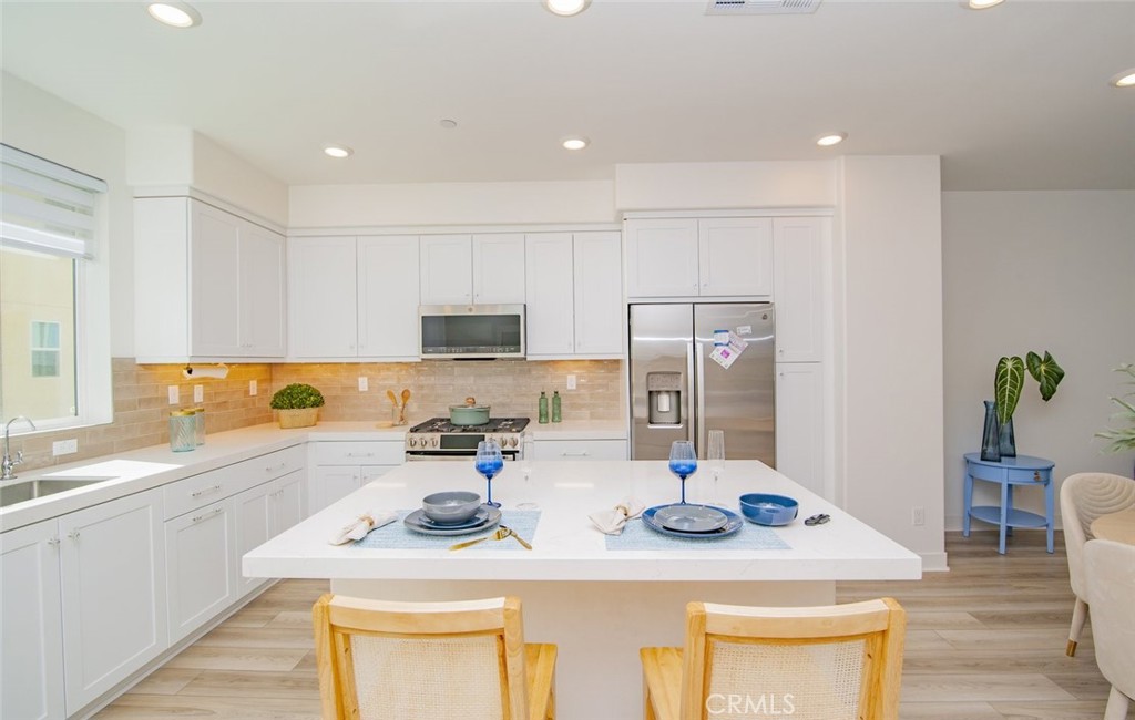 1673 W. Lincoln Avenue 102