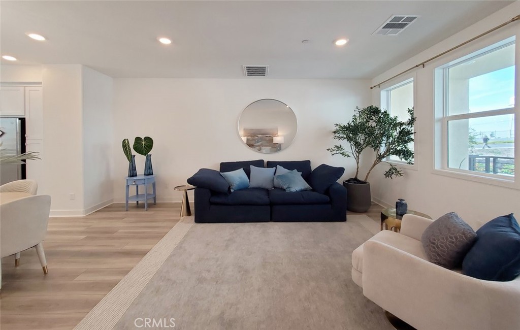 1673 W. Lincoln Avenue 102