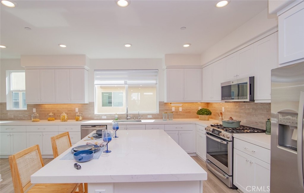 1673 W. Lincoln Avenue 102