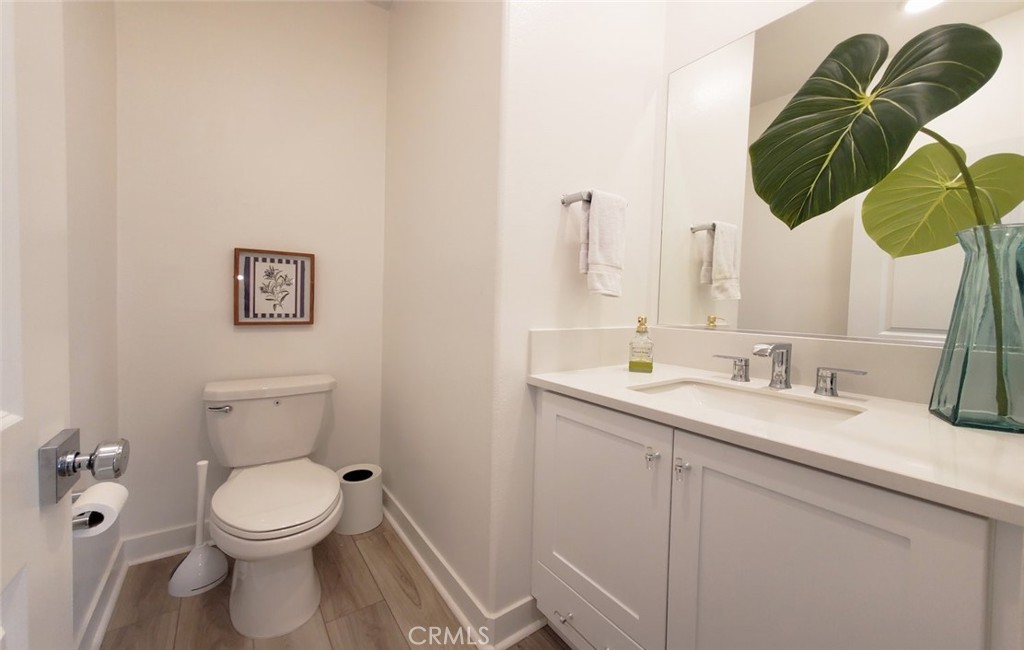 1673 W. Lincoln Avenue 102