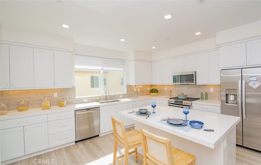 1673 W. Lincoln Avenue 102