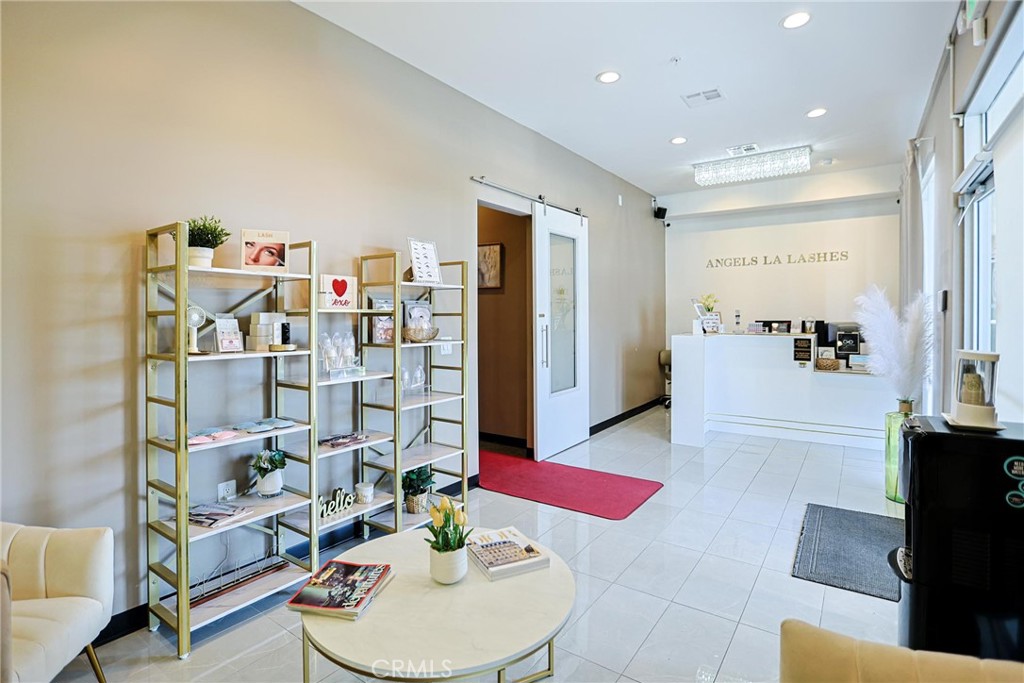 2244 Pacific Coast Hwy 106