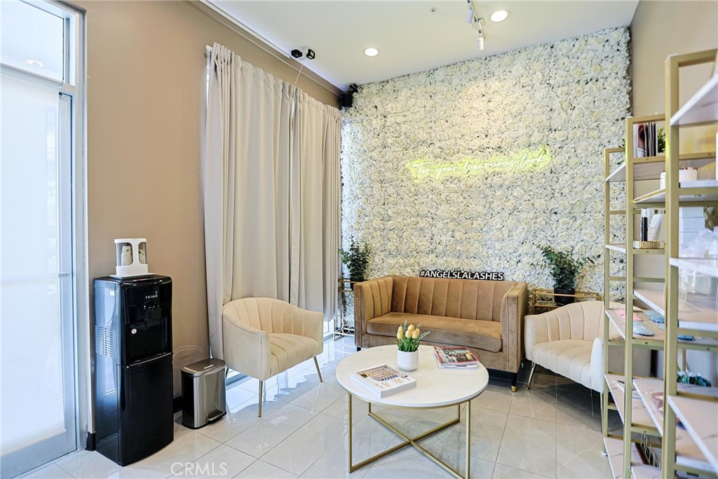 2244 Pacific Coast Hwy 106