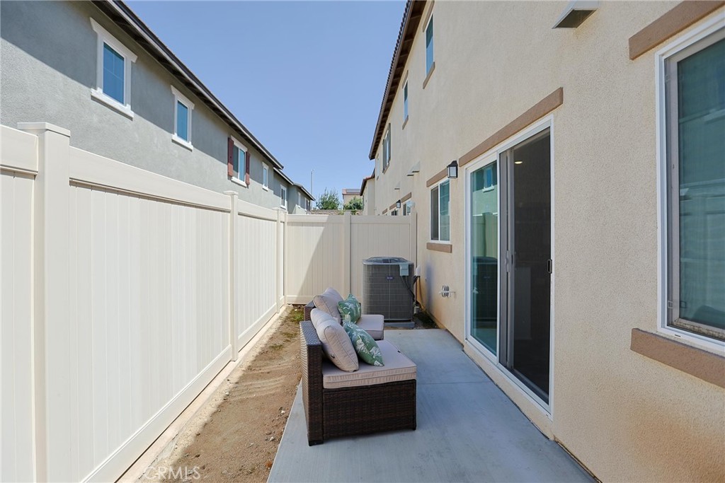 7486 Olive Grove