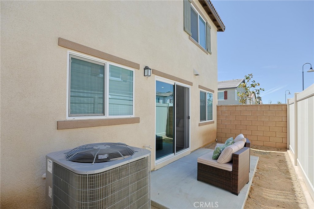 7486 Olive Grove