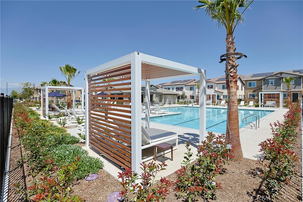 7486 Olive Grove