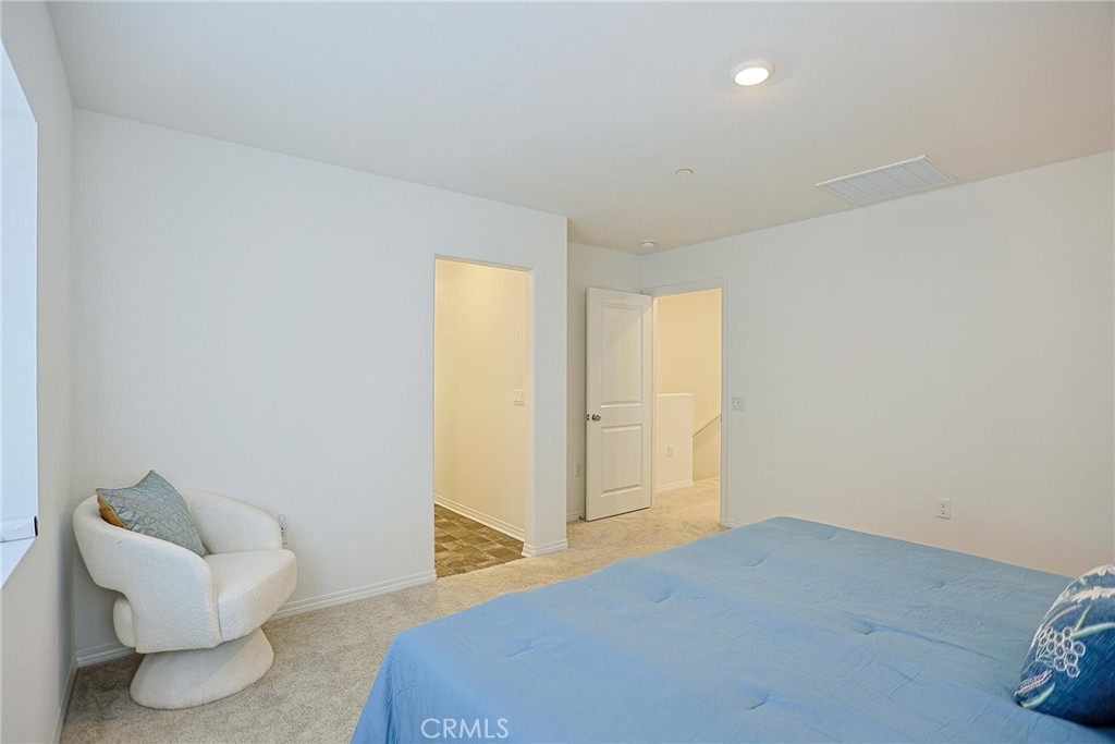 7486 Olive Grove