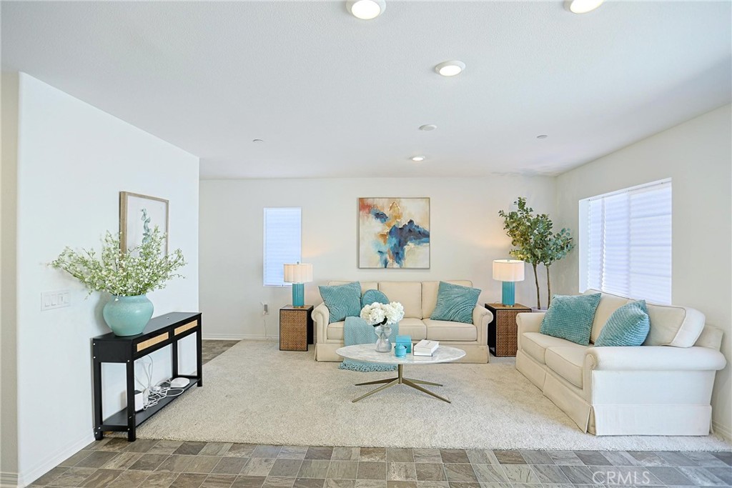 7486 Olive Grove