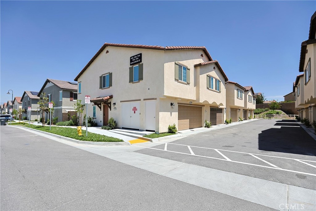 7486 Olive Grove