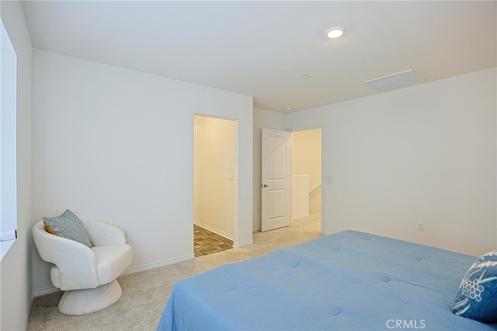 7486 Olive Grove