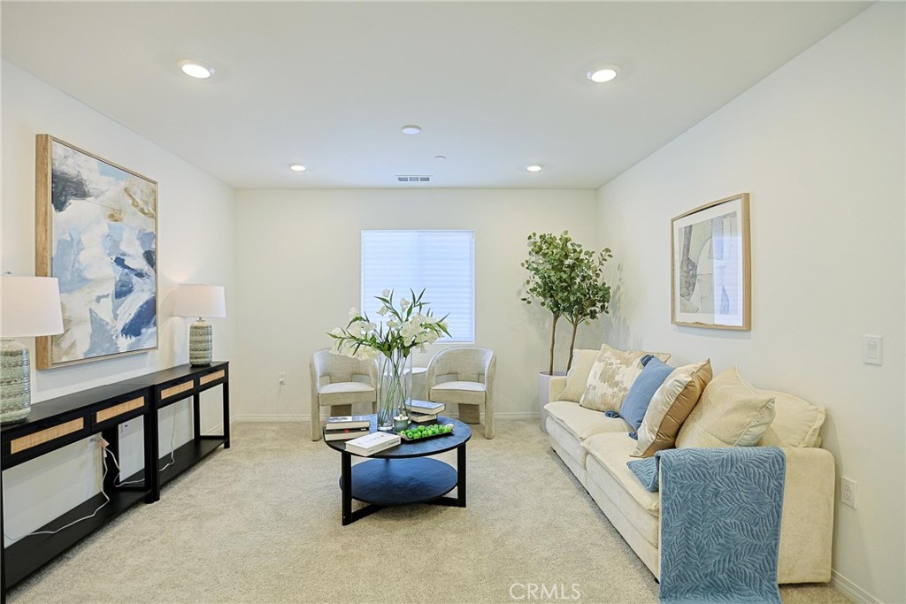 7486 Olive Grove