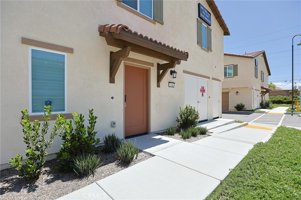7486 Olive Grove
