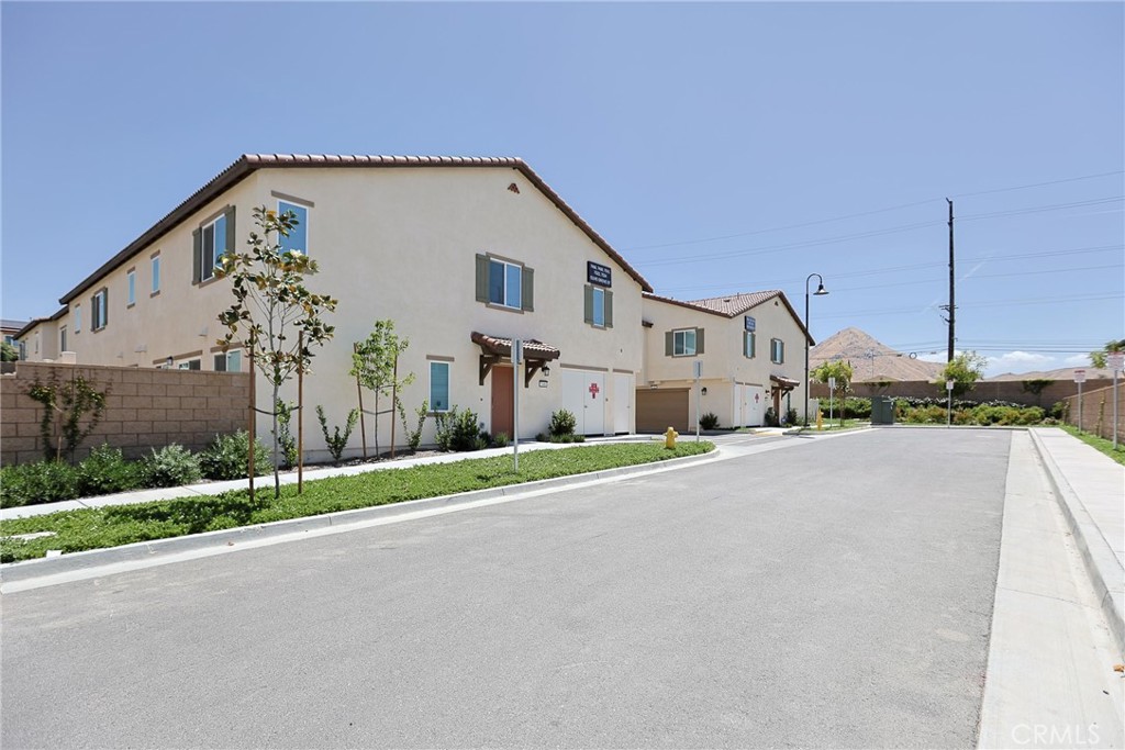 7486 Olive Grove