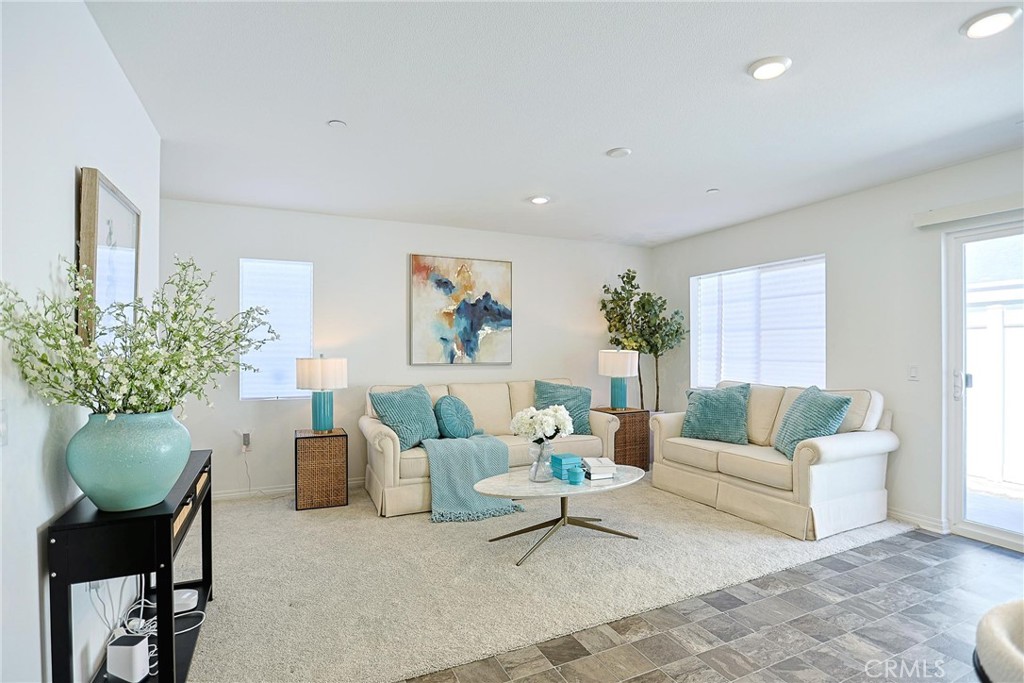 7486 Olive Grove