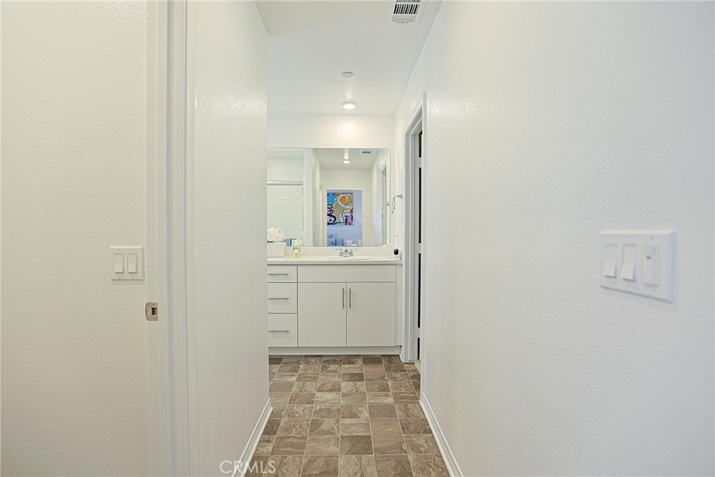 7486 Olive Grove