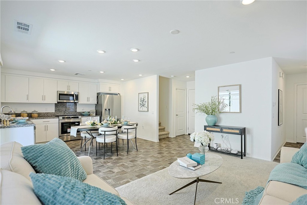 7486 Olive Grove