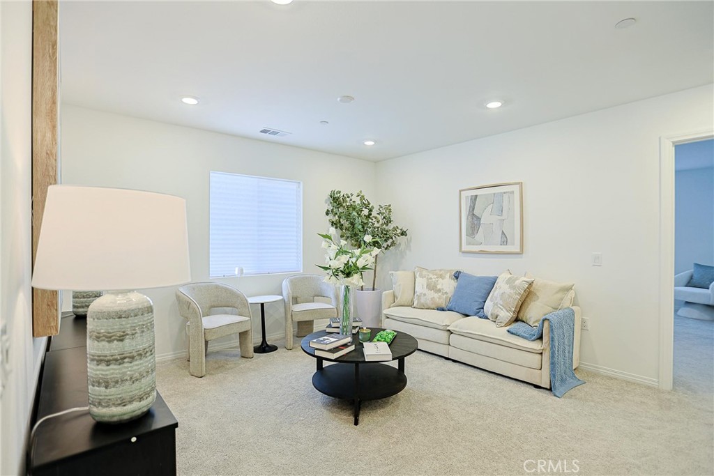 7486 Olive Grove