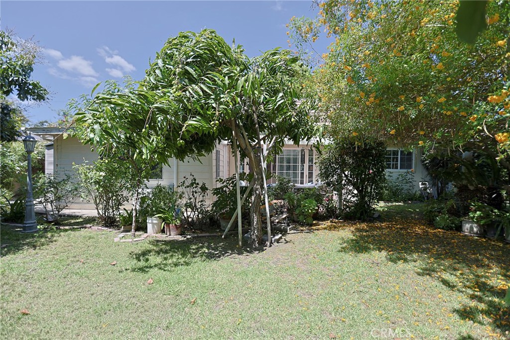 990 S Siet Place