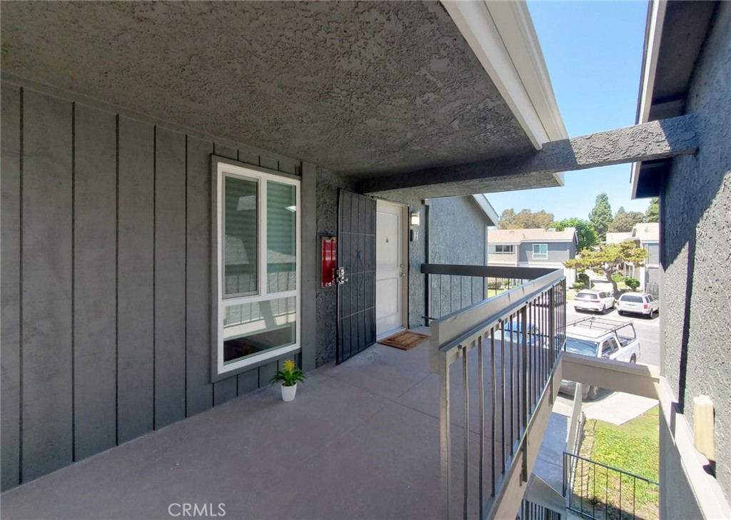 2835 S Fairview H