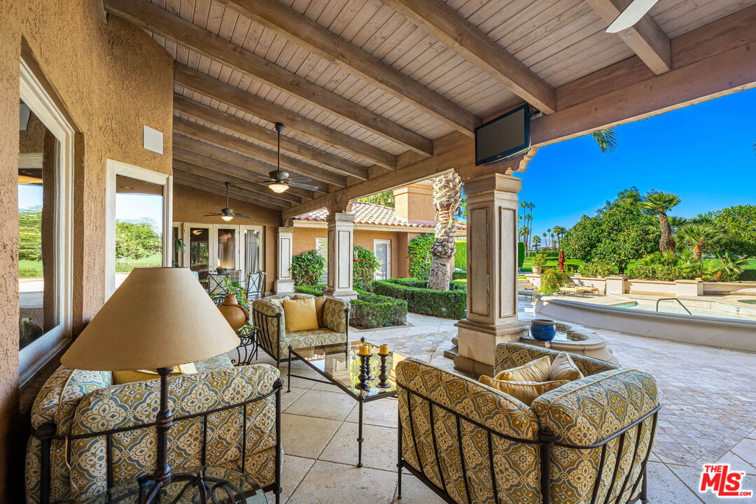 71150 N Thunderbird Ter