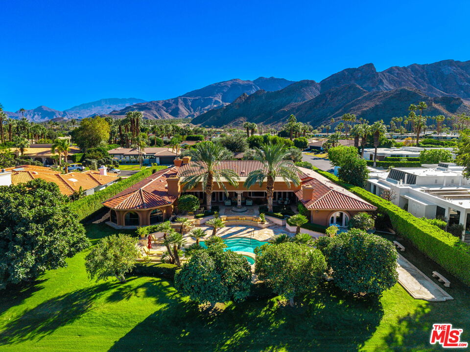 71150 N Thunderbird Ter