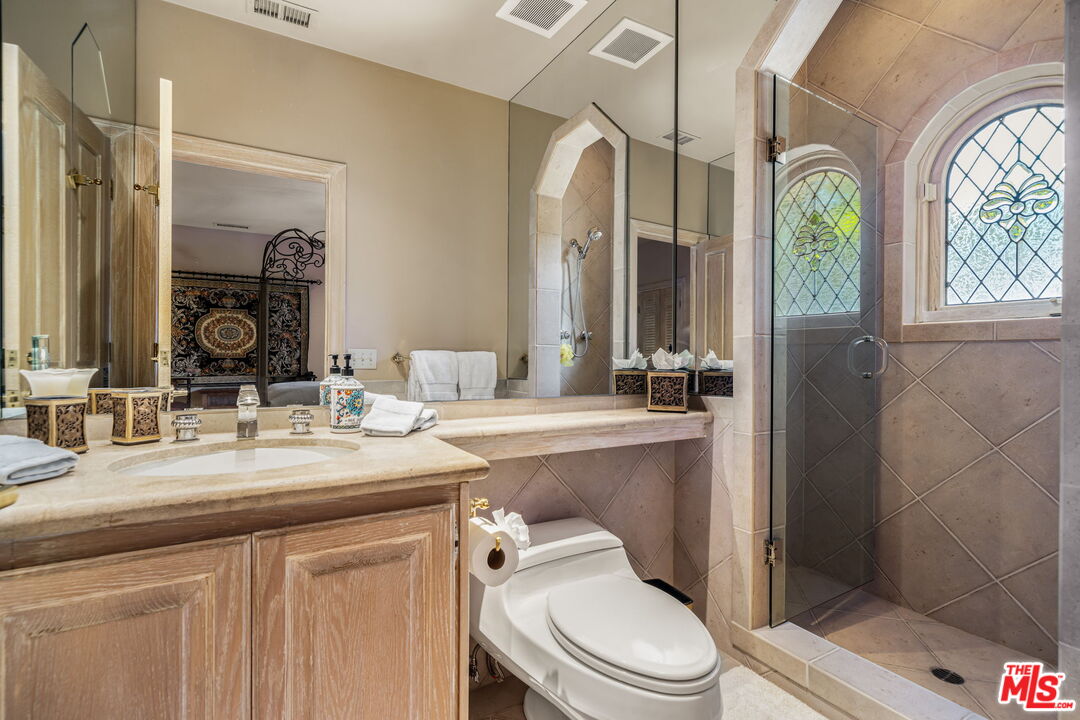 71150 N Thunderbird Ter