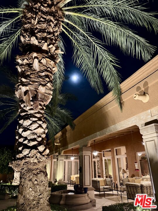 71150 N Thunderbird Ter