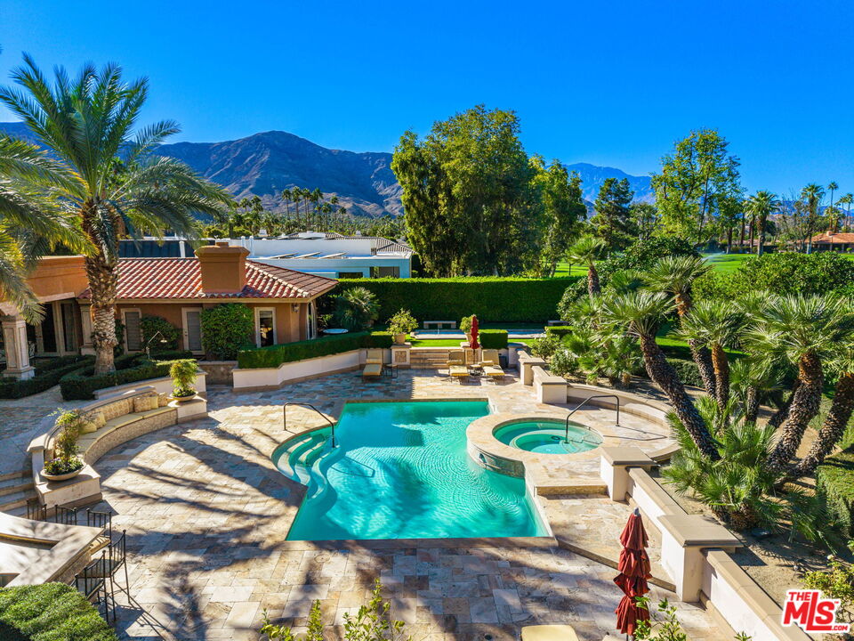 71150 N Thunderbird Ter