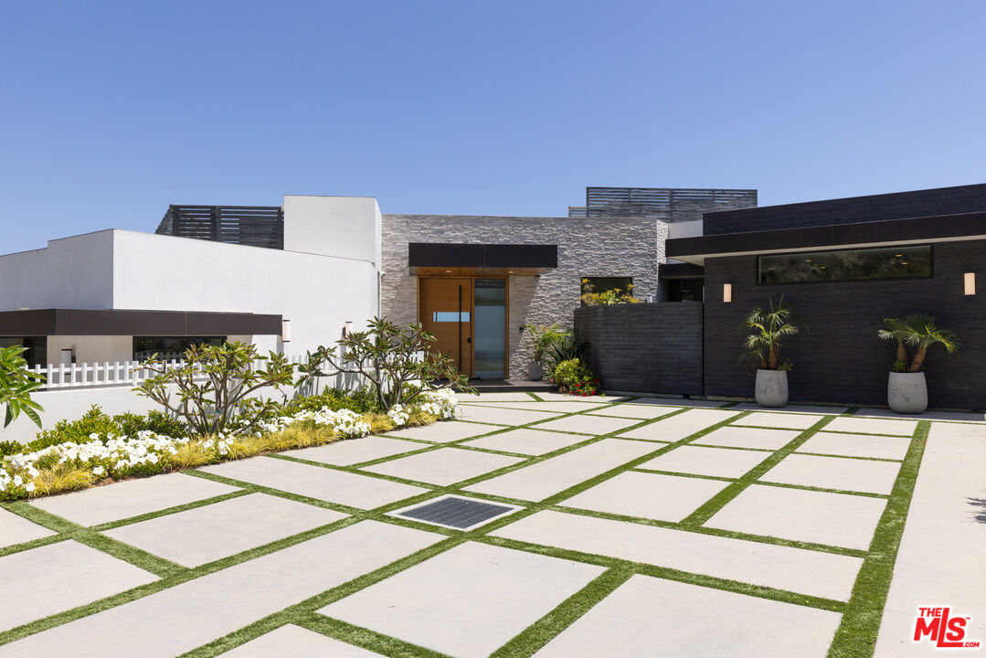 32357 Pacific Coast Hwy