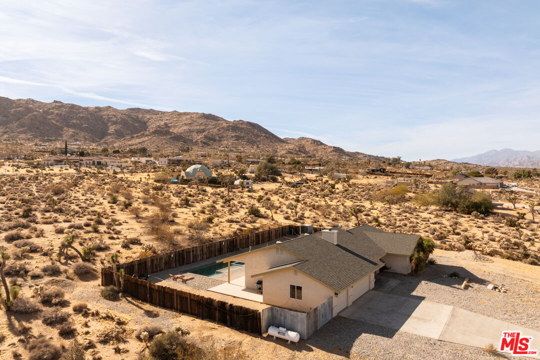 60789 Pueblo Trl