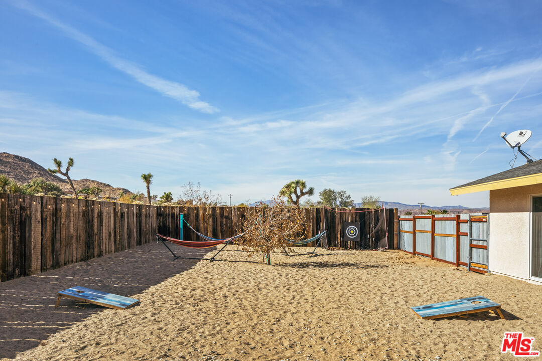 60789 Pueblo Trl
