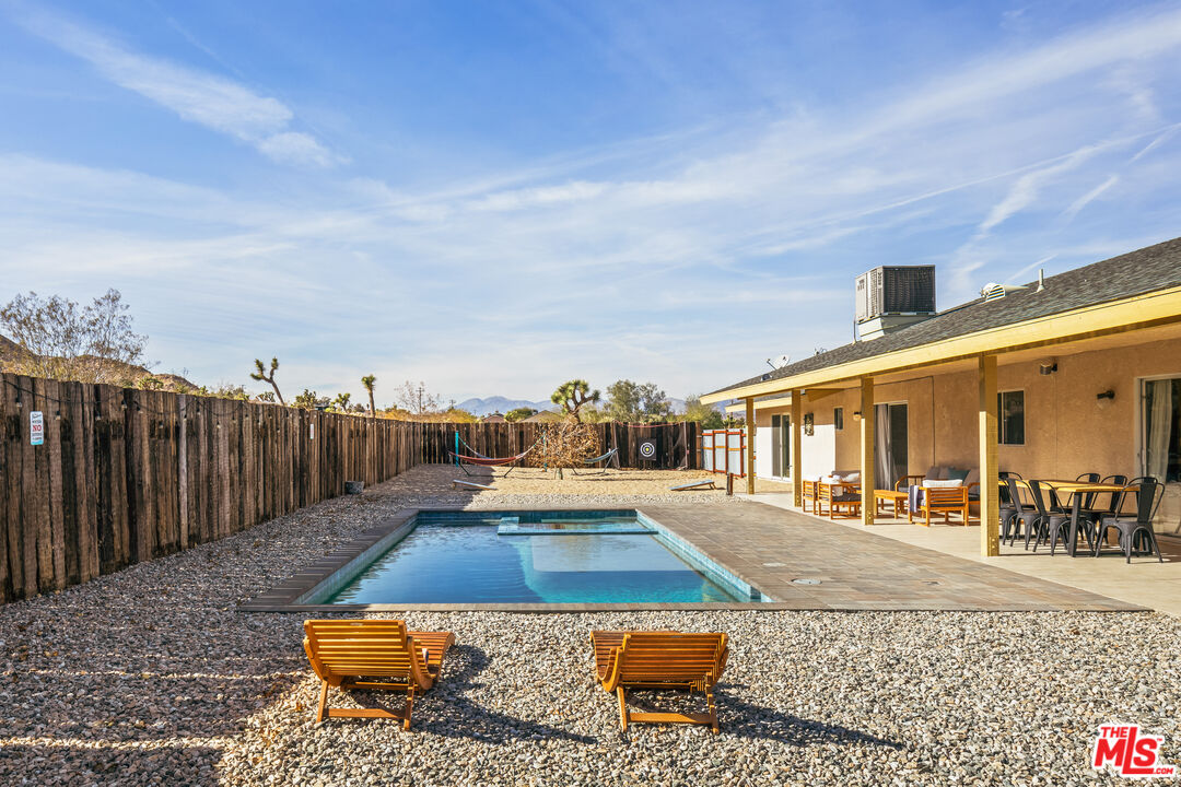 60789 Pueblo Trl