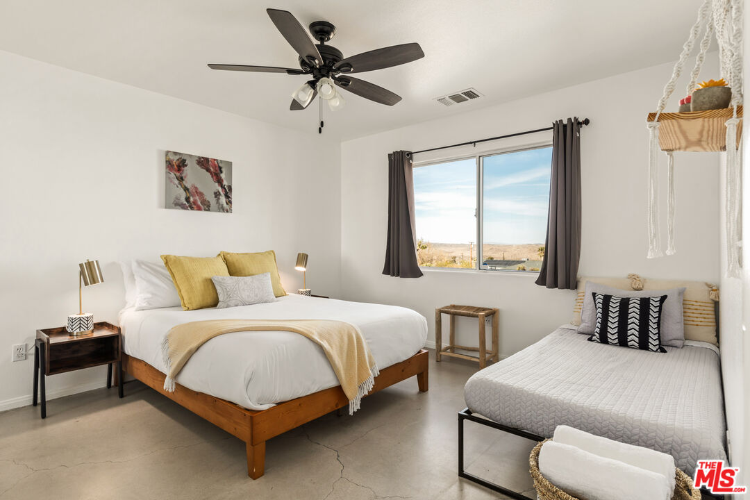 60789 Pueblo Trl