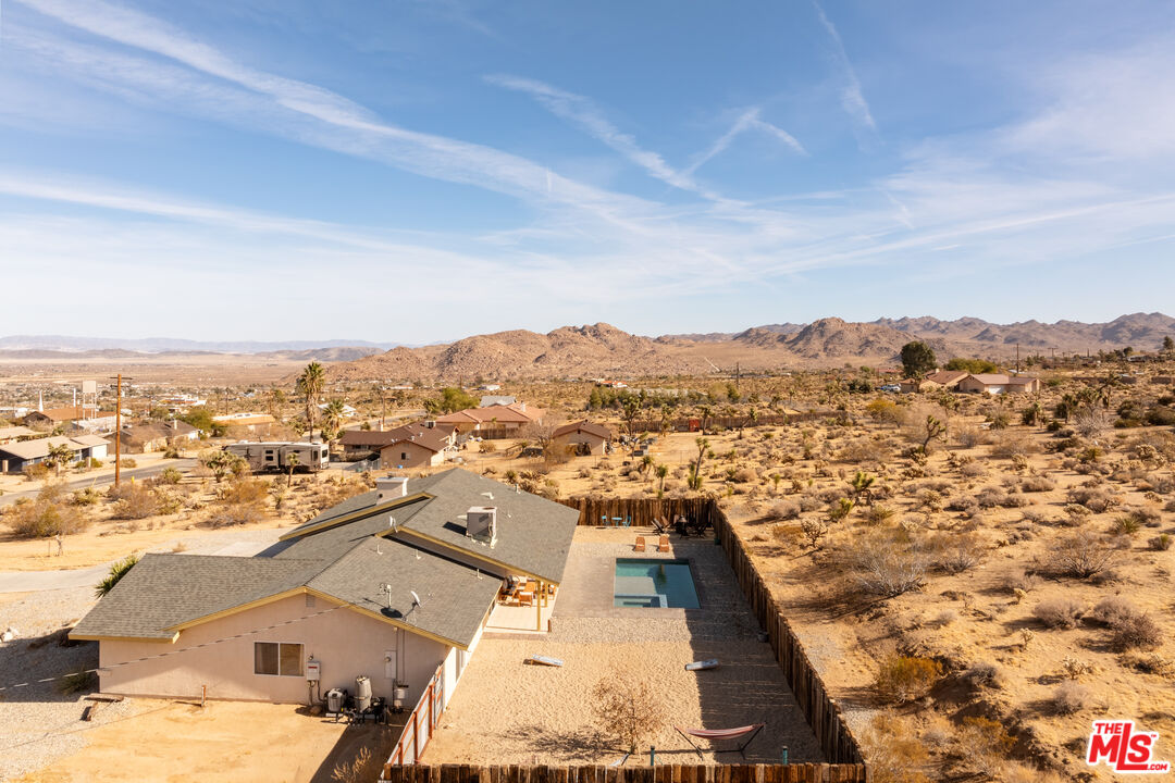 60789 Pueblo Trl