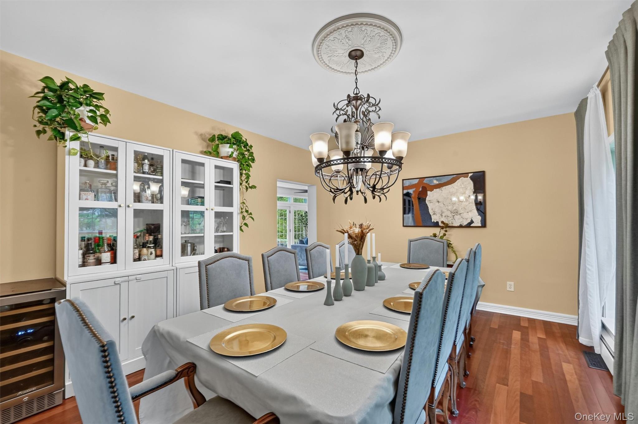 22 Indian Wells Road