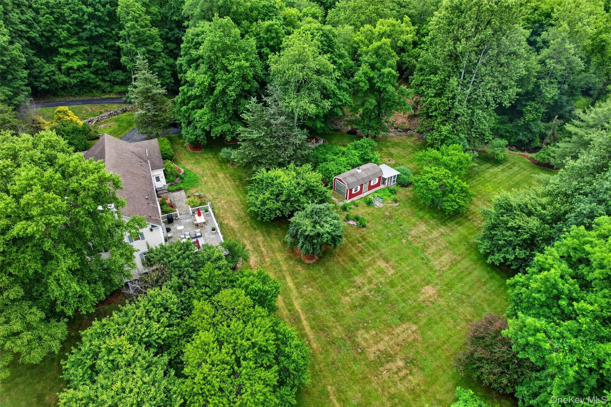 22 Indian Wells Road