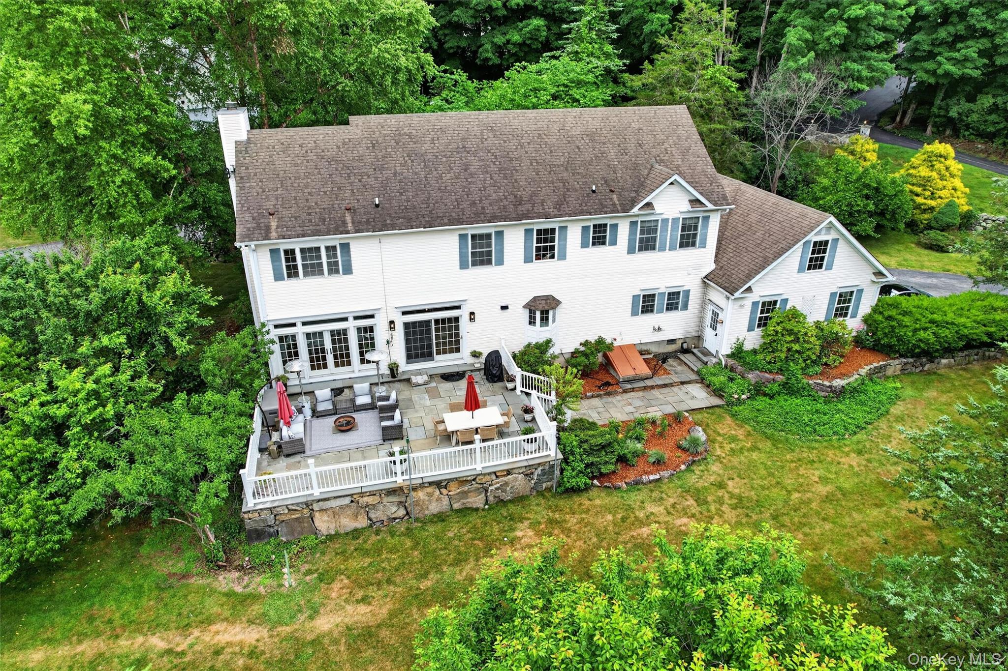 22 Indian Wells Road