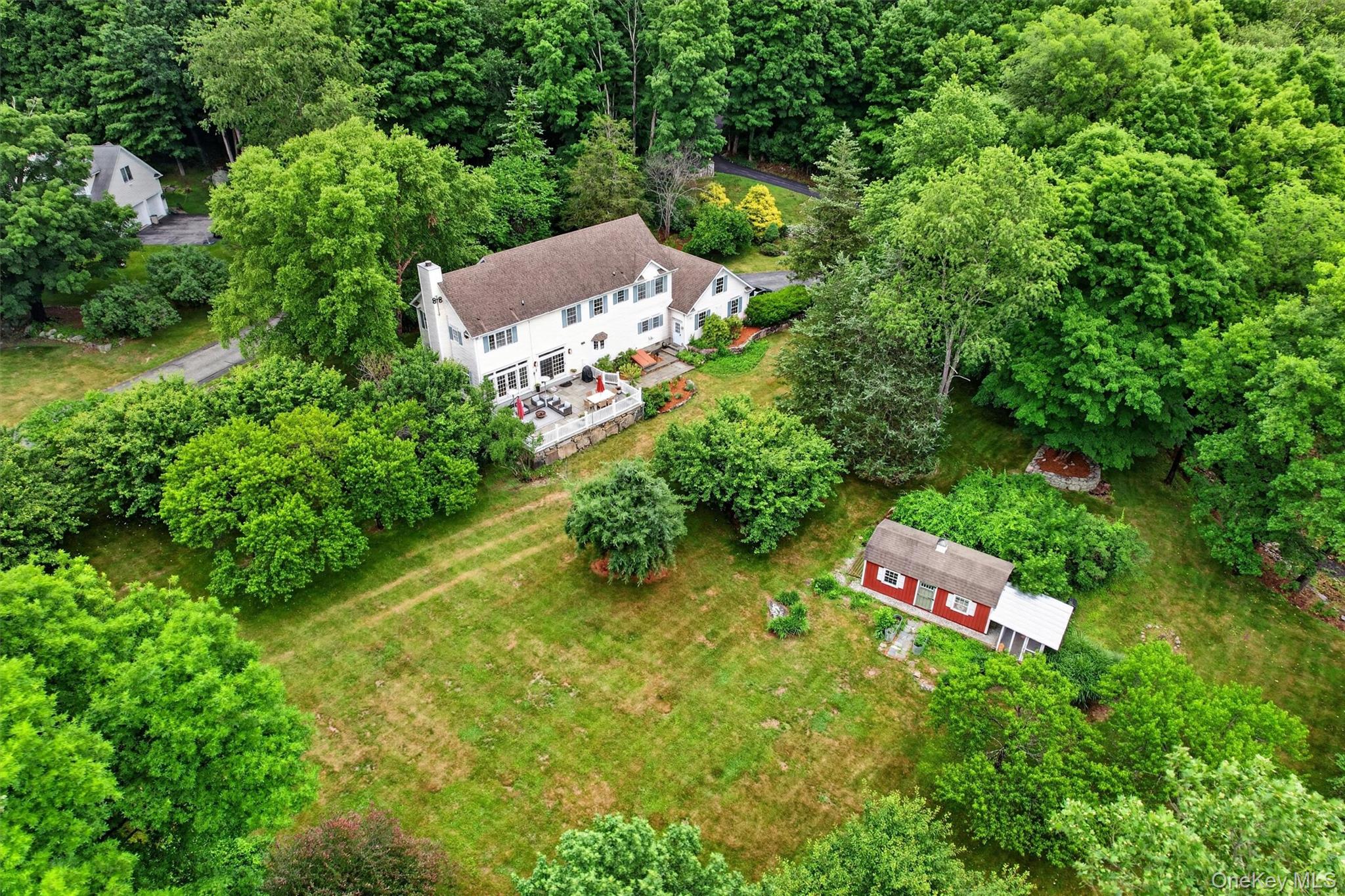 22 Indian Wells Road