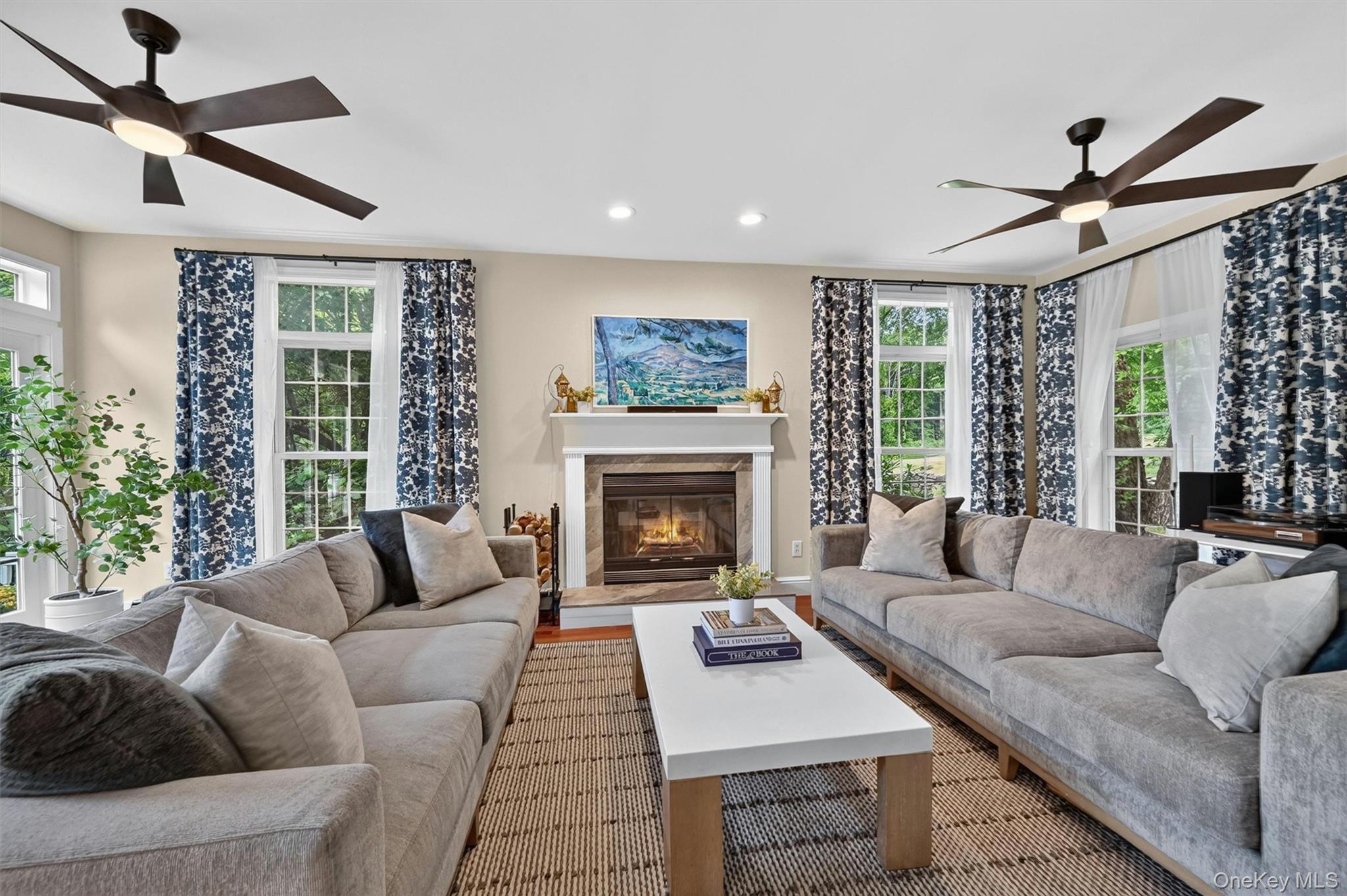 22 Indian Wells Road