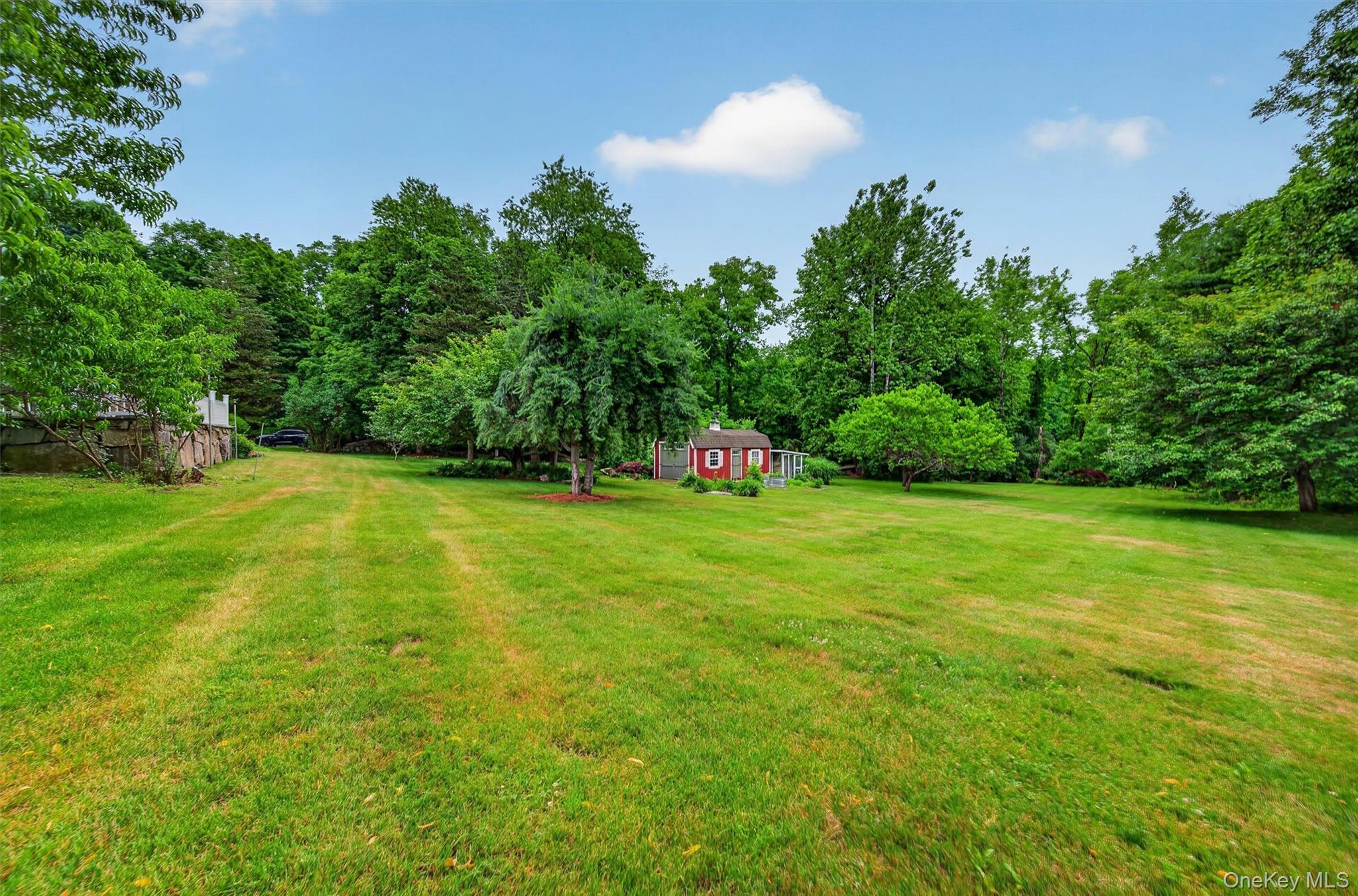 22 Indian Wells Road