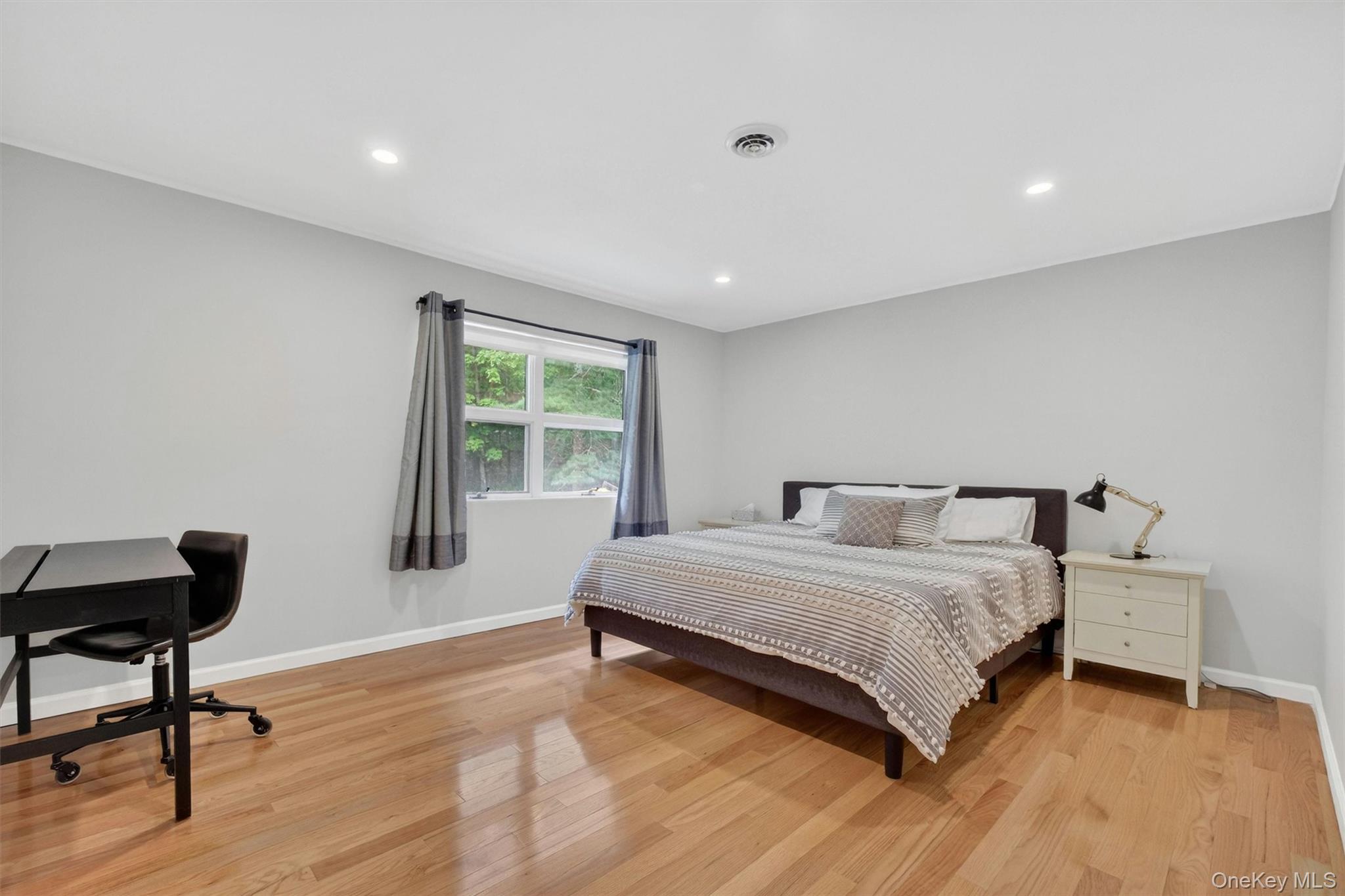 8 Pine Tree Lane