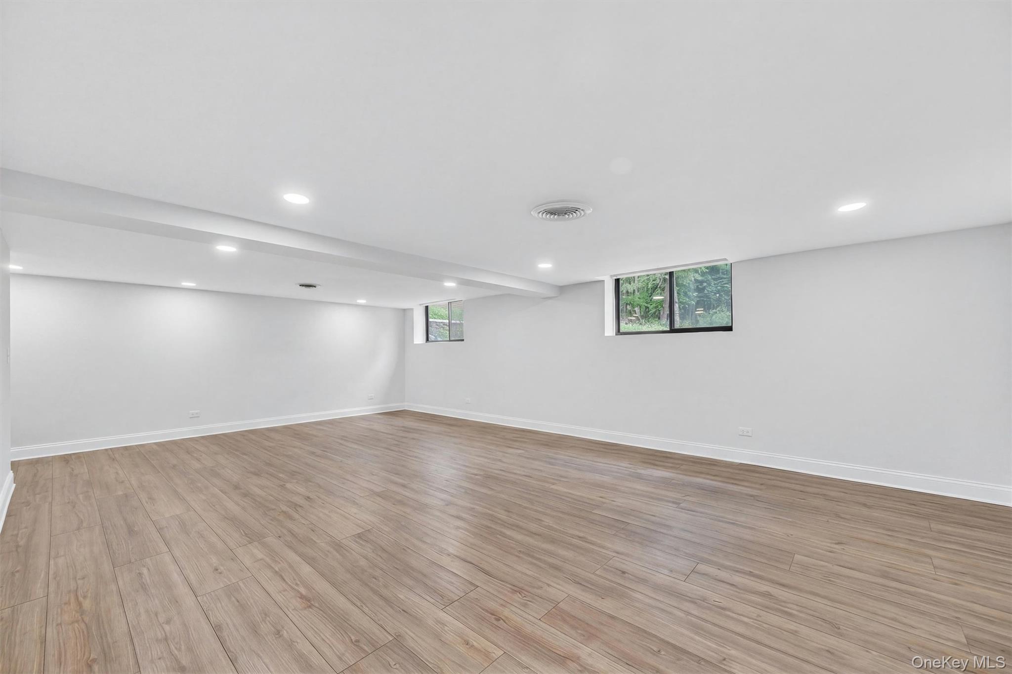8 Pine Tree Lane