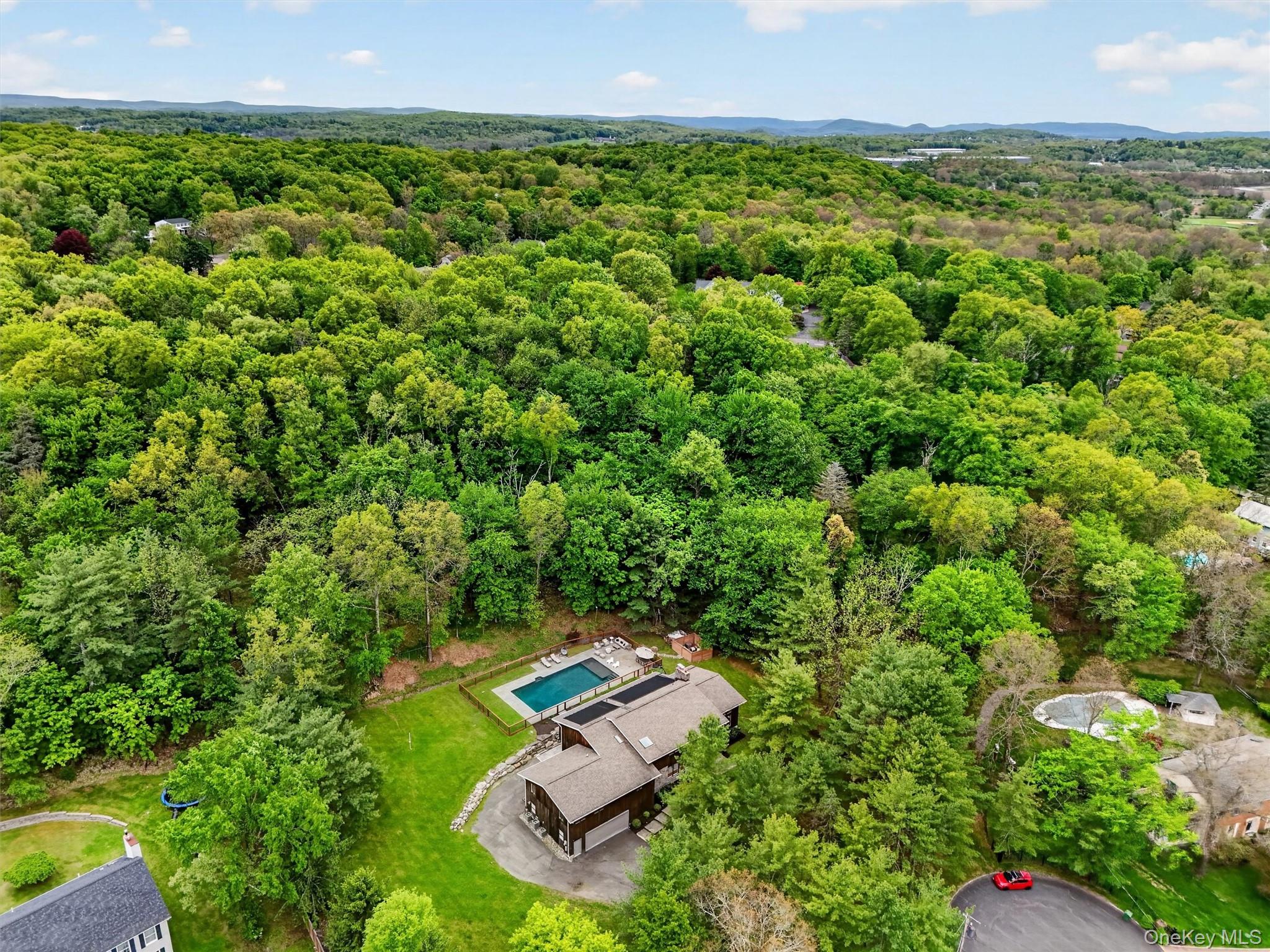 8 Pine Tree Lane