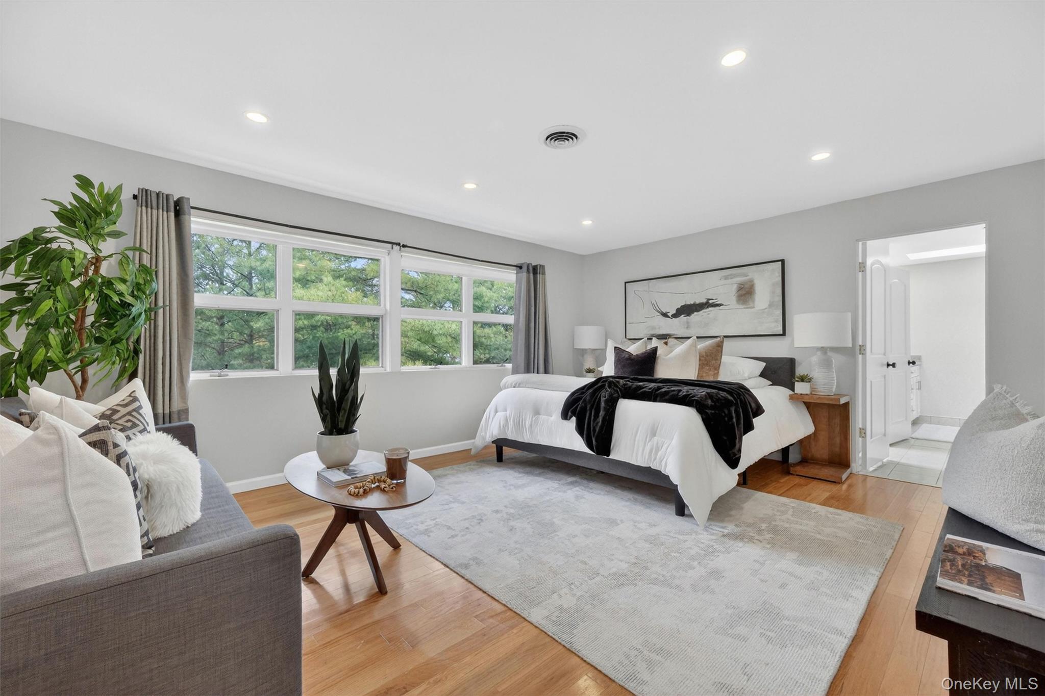 8 Pine Tree Lane