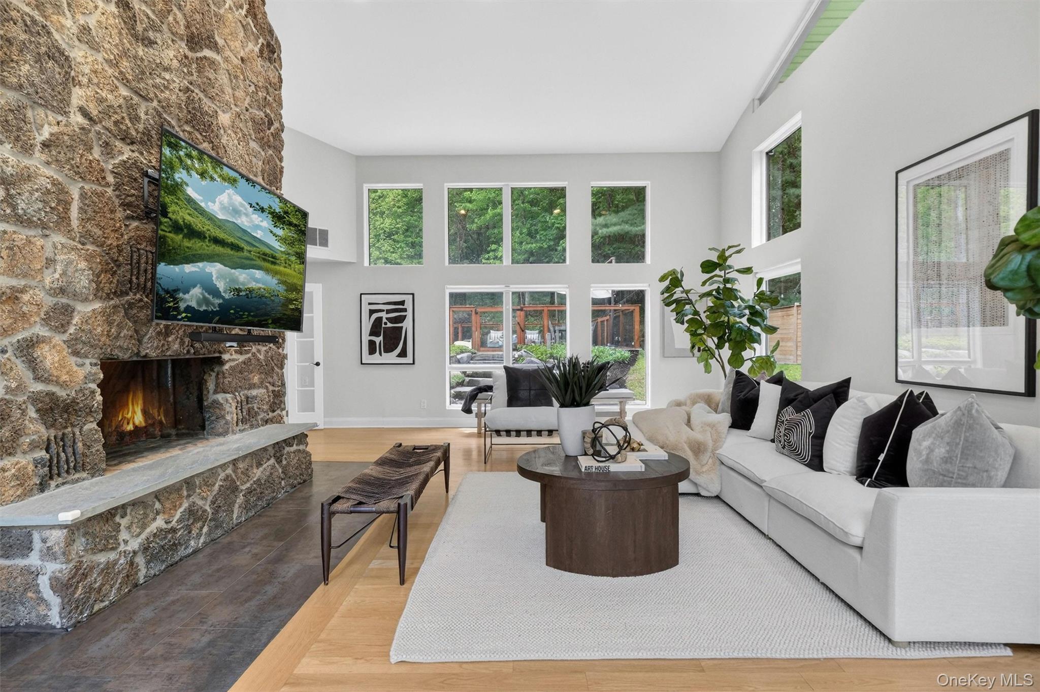 8 Pine Tree Lane