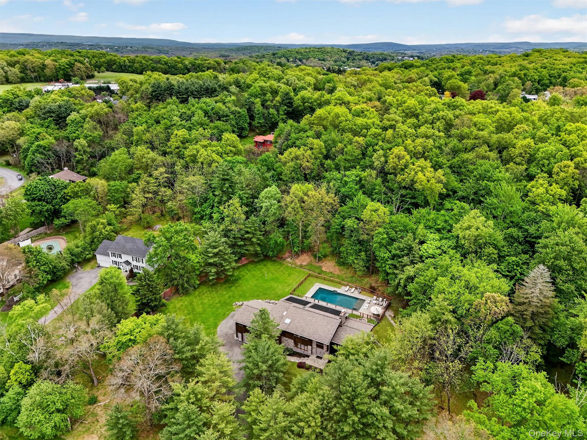 8 Pine Tree Lane