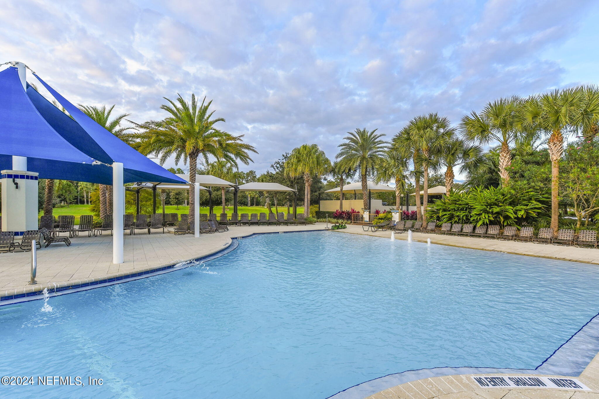 359 COCONUT PALM Parkway