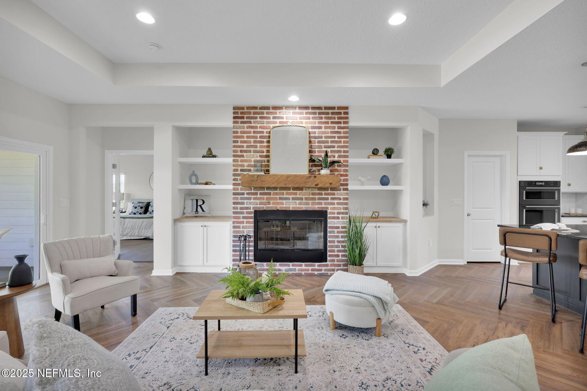 137 CONSTANCE Lane